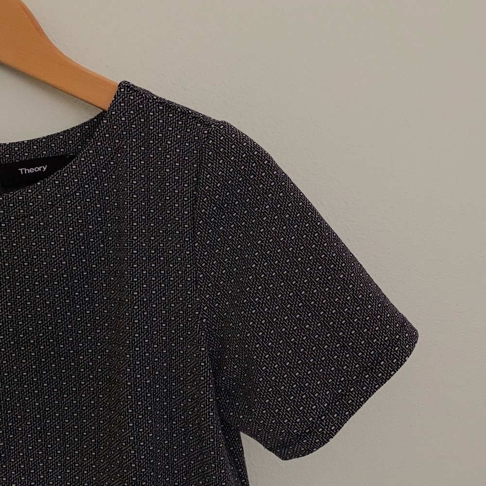 Theory Patterned Top - Picture 2 of 4